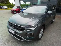 Usata VW T-Roc Life 150 CV (110 kW) 2023 Grigio SUV