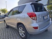 Usata Toyota RAV4 Sol 136 CV (100 kW) 2009 Argento SUV