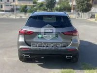 Usata Mercedes GLA200 150 CV (110 kW) 2022 Grigio SUV