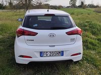 Usata Hyundai i20 Classic 73 CV (53 kW) 2017 Bianco Utilitaria