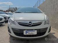 Usata Opel Corsa 75 CV (55 kW) 2011 Bianco Utilitaria