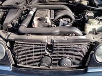 Usata Mercedes E250 Elegance 150 CV (110 kW) 1997 Blu/azzurro Station wagon