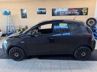 Usata Lancia Ypsilon 69 CV (50 kW) 2015 Nero Utilitaria