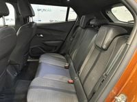 Usata Peugeot 2008 Allure 102 CV (75 kW) 2023 Arancione SUV
