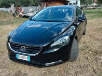 Usata Volvo V40 Ocean Race 120 CV (88 kW) 2016 Nero Berlina
