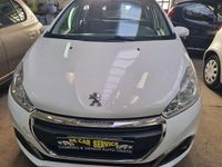 Usata Peugeot 208 Active 75 CV (55 kW) 2017 Bianco Utilitaria