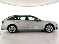 Usata Audi A6 Business 299 CV (219 kW) 2024 Argento floret metallizzato Station wagon