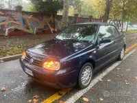 Usata VW Golf 101 CV (74 kW) 1999 Bluazzurro Cabrio