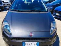 Gebraucht Fiat Punto Lounge 69 PS (50 kW) 2015 Grau Kleinwagen