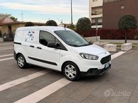 Usata Ford Transit 75 CV (55 kW) 2022 Bianco Berlina