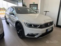 Usata VW Passat Alltrack 190 CV (139 kW) 2018 Bianco Station wagon