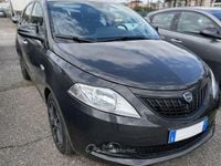 Usata Lancia Ypsilon Silver 70 CV (51 kW) 2023 Grigio Utilitaria