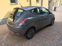 Usata Lancia Ypsilon Platinum 69 CV (50 kW) 2018 Grigio Utilitaria