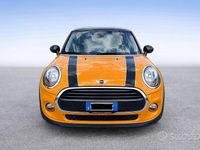 Usata Mini Cooper D Business 116 CV (85 kW) 2015 Arancione Utilitaria