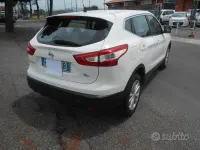 Usata Nissan Qashqai Acenta 110 CV (80 kW) 2015 Bianco SUV