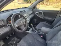 Usata Toyota RAV4 177 CV (130 kW) 2007 Grigio SUV