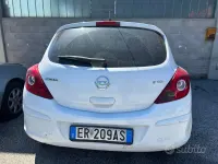 Usata Opel Corsa 85 CV (62 kW) 2013 Bianco Utilitaria