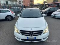 Usata Mercedes B180 Premium 110 CV (80 kW) 2013 Bianco Monovolume