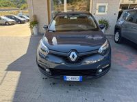 Usata Renault Captur Intens 90 CV (66 kW) 2016 Blu SUV