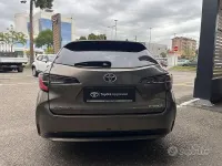 Usata Toyota Corolla Hybrid Active 122 CV (89 kW) 2021 Marrone Station wagon