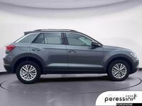 Usata VW T-Roc Life 150 CV (110 kW) 2024 Grigio SUV