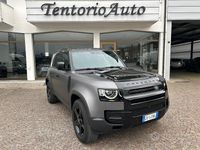 Usata Land Rover Defender SE 250 CV (183 kW) 2024 Nero metallizzato SUV