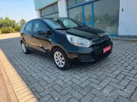 Usata Kia Rio Active 90 CV (66 kW) 2013 Nero Berlina