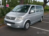 Usata VW Multivan Comfortline 130 CV (95 kW) 2005 Grigio Furgone