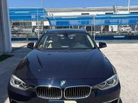 Usata BMW 320 Luxury Line 184 CV (135 kW) 2013 Blu Station wagon