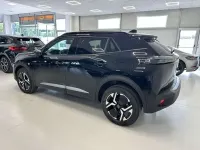 Usata Peugeot 2008 Allure 101 CV (74 kW) 2025 Nero SUV