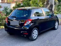 Usata Toyota Yaris 69 CV (50 kW) 2014 Nero Utilitaria
