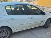Usata Renault Clio III 75 CV (55 kW) 2011 Berlina