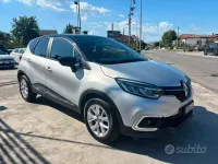 Usata Renault Captur 90 CV (66 kW) 2019 Grigio SUV