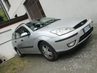 Usata Ford Focus 116 CV (85 kW) 2003 Grigio Station wagon