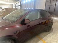 Usata Tesla Model Y 152 kW (208 CV) 2023 Rosso SUV