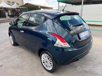 Usata Lancia Ypsilon 69 CV (50 kW) 2016 Blu Utilitaria