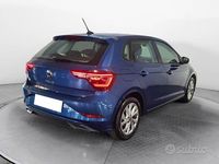 Usata VW Polo R-line 95 CV (69 kW) 2023 Blu Utilitaria