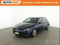 Usado Mercedes A180 136 CV (100 kW) 2019 Azul Berlina