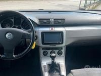 Usata VW Passat Comfortline 140 CV (102 kW) 2012 Nero Station wagon