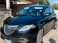 Usata Lancia Ypsilon Gold 95 CV (69 kW) 2014 Nero Utilitaria