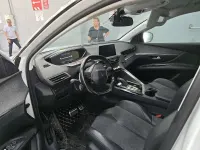 Usata Peugeot 5008 Allure 131 CV (96 kW) 2020 Bianco SUV