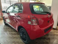 Usata Toyota Yaris Touch 69 CV (50 kW) 2011 Rosso Utilitaria