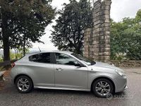 Usata Alfa Romeo Giulietta 105 CV (77 kW) 2011 Grigio Berlina