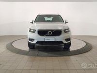 Usata Volvo XC40 Momentum 129 CV (94 kW) 2021 Bianco SUV
