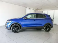 Usata VW T-Cross Advance 110 CV (80 kW) 2023 Reef blue metallizzato SUV