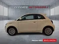Usata Fiat 500e Action 69 kW (95 CV) 2023 Bianco Utilitaria