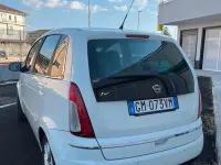 Usata Lancia Musa 77 CV (56 kW) 2012 Bianco Monovolume