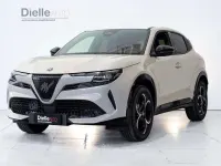 Nuova Alfa Romeo Junior Ti 145 CV (106 kW) 2026 Bianco SUV