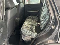 Usata Suzuki Vitara 129 CV (94 kW) 2024 Bianco santorini SUV