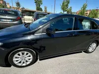 Usata Mercedes B180 Business 109 CV (80 kW) 2015 Nero Utilitaria